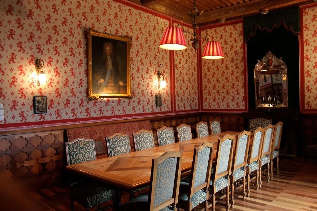 Chateau De Picomtal Crots Hotel