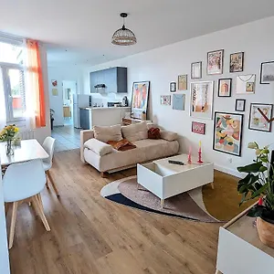 https://apt-le-design-vieux-lille_parking-gratuit_fibre.lillehotels.org