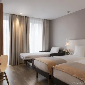 Magenta 38 By Happyculture Hotel Parijs