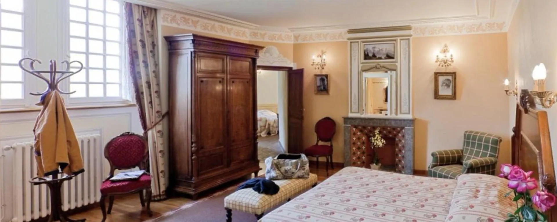 Chateau De Picomtal Crots 0*,  France