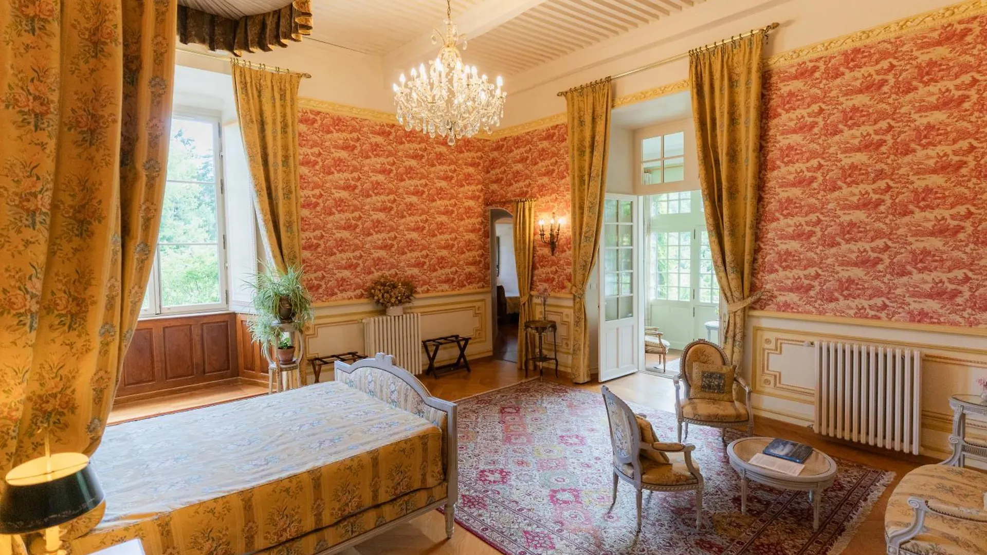 Chateau De Picomtal Crots France